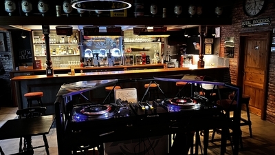 dj1